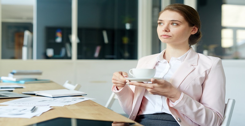 Cum sa folosesti cafeaua pentru mai multa productivitate la job