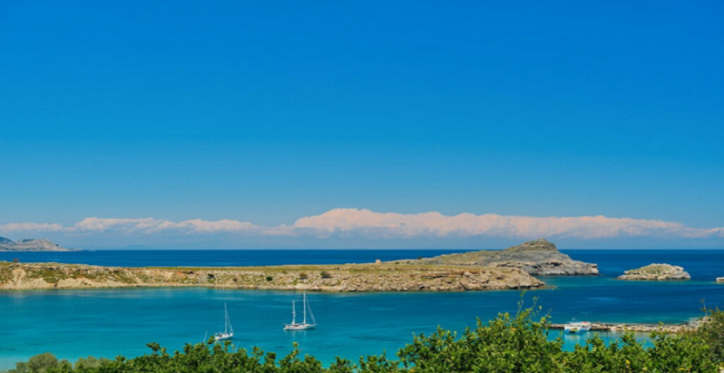 Anafi, insula greceasca aflata langa Santorini, desemnata cea mai linistita din Europa